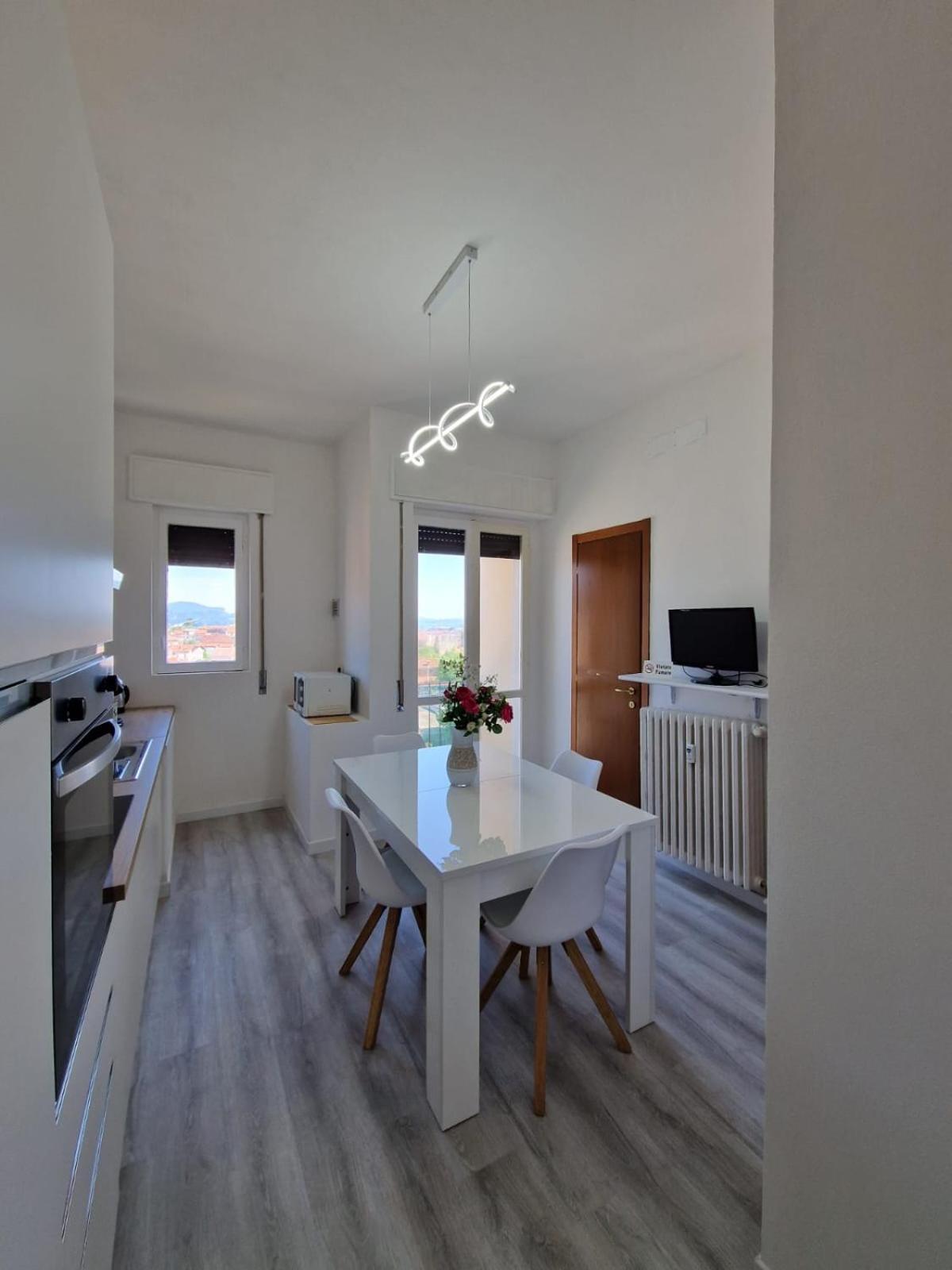 Appartement Residenza Luigio à Verbania Extérieur photo